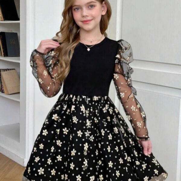 VESTIDO NEGRO CON MANGAS DETALLE FLORES T 10 AÑOS