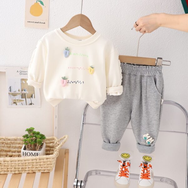 MANGA LARGA BEIGE CON JOGGER GRIS T 2-3 AÑOS