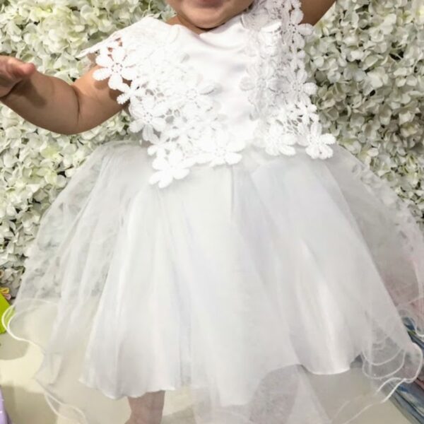 VESTIDO BLANCO CON DETALLES FLORES T 6-9 M - Imagen 2