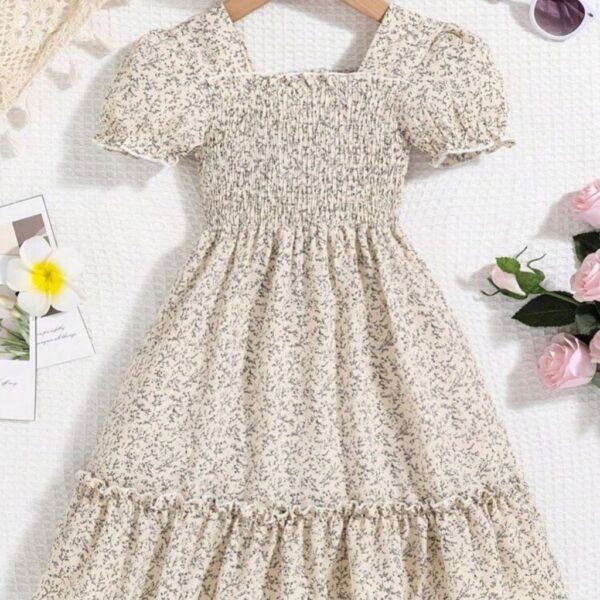 VESTIDO BEIGE FLOREADO CON MANGUITAS T 4 AÑOS