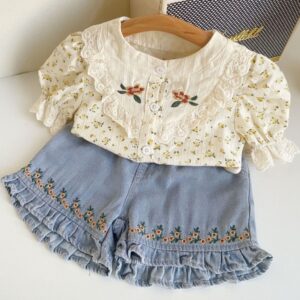 CONJUNTO CAMISA Y SHORT CON BORDADO FLORES T 2-3 AÑOS
