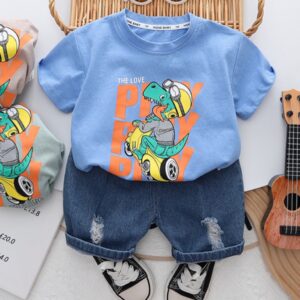 CONJUNTO REMERA CELESTE DINO CON SHORT DE JEANS T 18-24 MESES