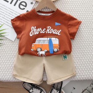 CONJUNTO REMERA MARRÓN CON SHORT BEIGE T 12-18 MESES