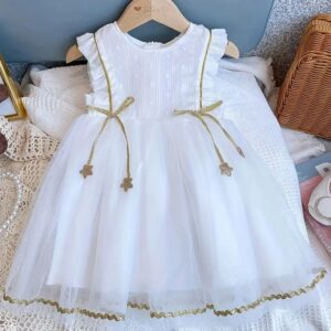 VESTIDO BLANCO CON DETALLES DORADOS 4 AÑOS