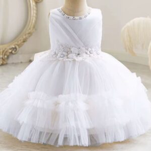 VESTIDO BLANCO CON DETALLES DE FLORES EN CUELLO Y CINTURA  4 AÑOS