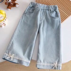 PANTALÓN DE JEANS DETALLE CROCHET T 4 AÑOS