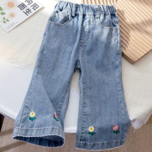 PANTALÓN DE JEANS DETALLE BORDADO FLORES T 5 AÑOS